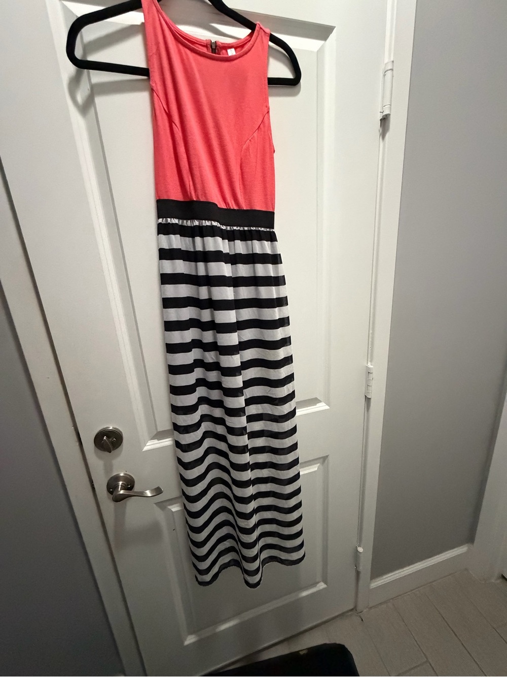Xhilaration Coral & Black/White Striped Maxi Dress – Size XS/TP
